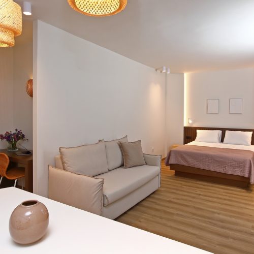 Suite 1