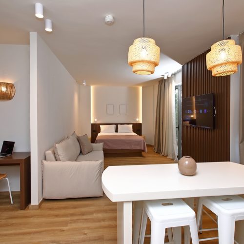 Suite 1