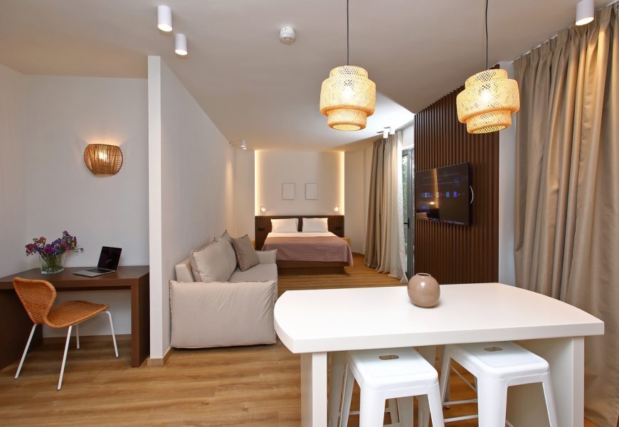 Suite 1
