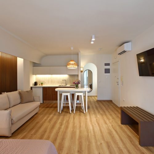Suite 2