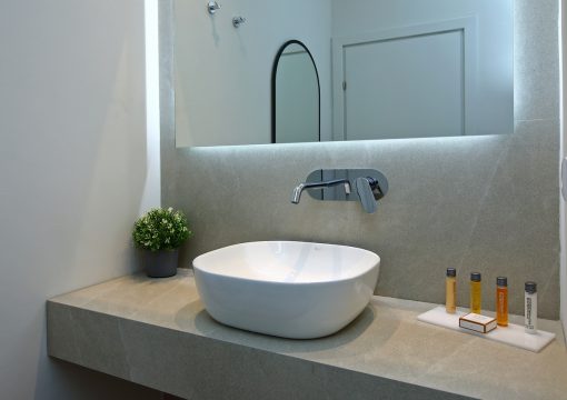 Suite 2