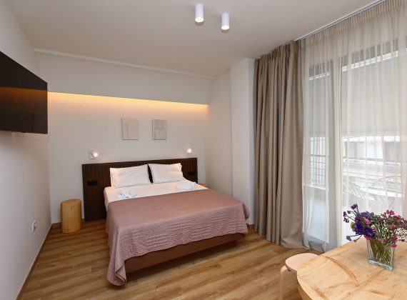 Suite 3